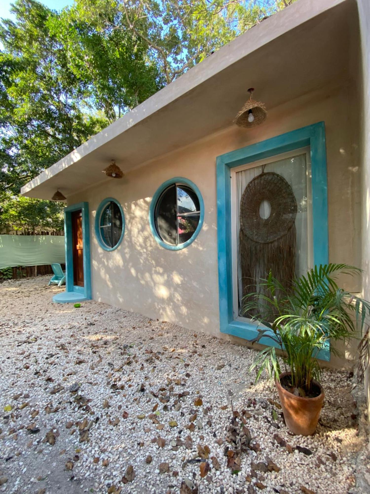 Hostal Mulut Tulum Bagian luar foto