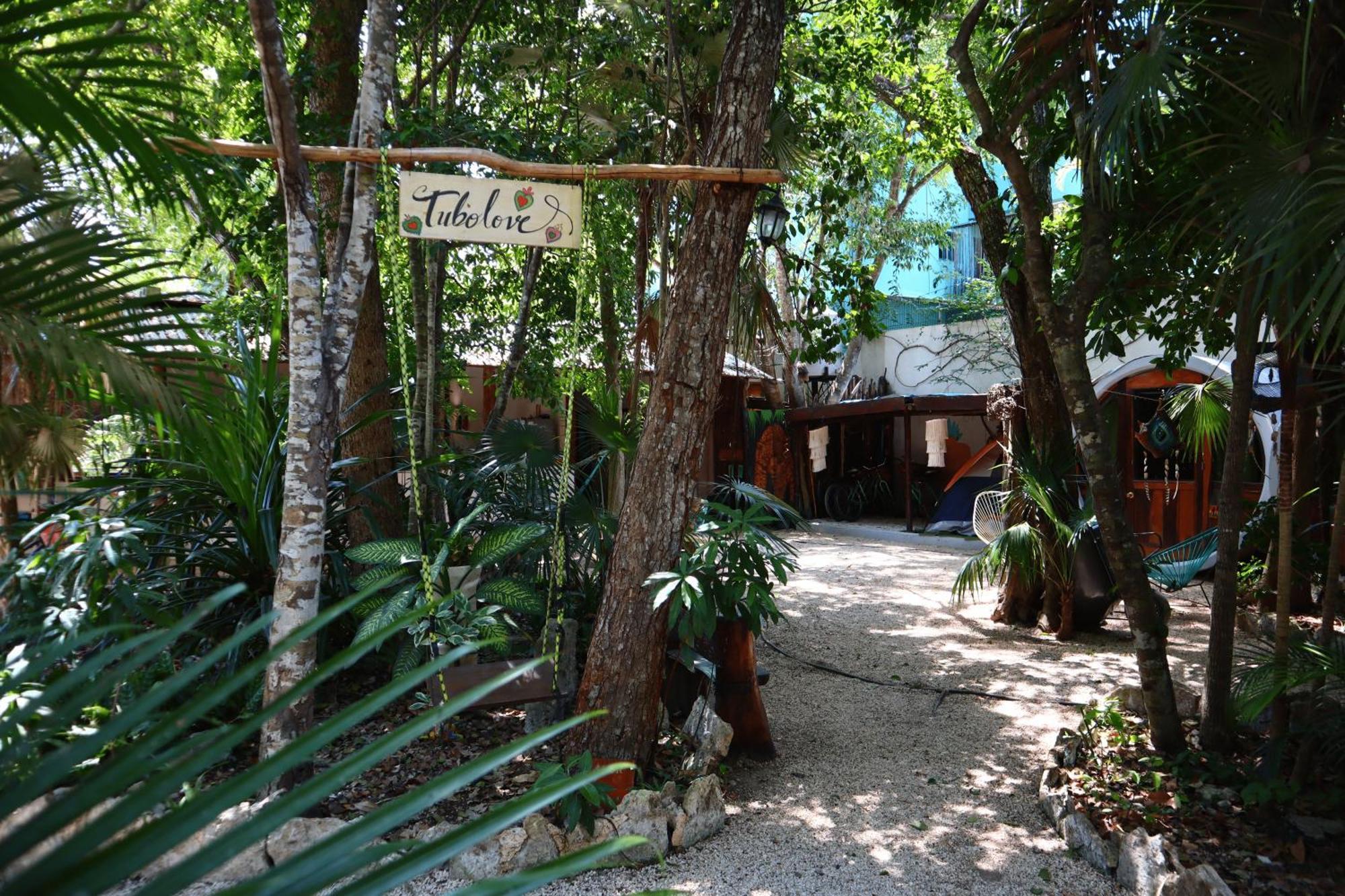 Hostal Mulut Tulum Bagian luar foto