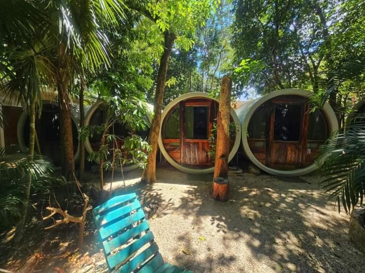 Hostal Mulut Tulum Bagian luar foto